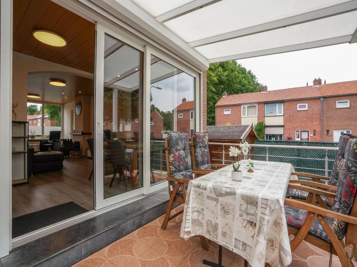 Terraced House In Kerkrade With A Garden Villa Eksteriør bilde